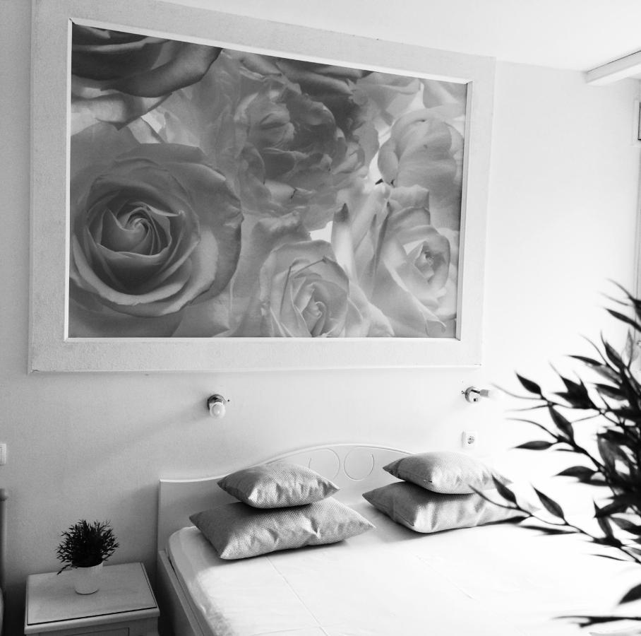 Hotel Bonaca Макарска Екстериор снимка