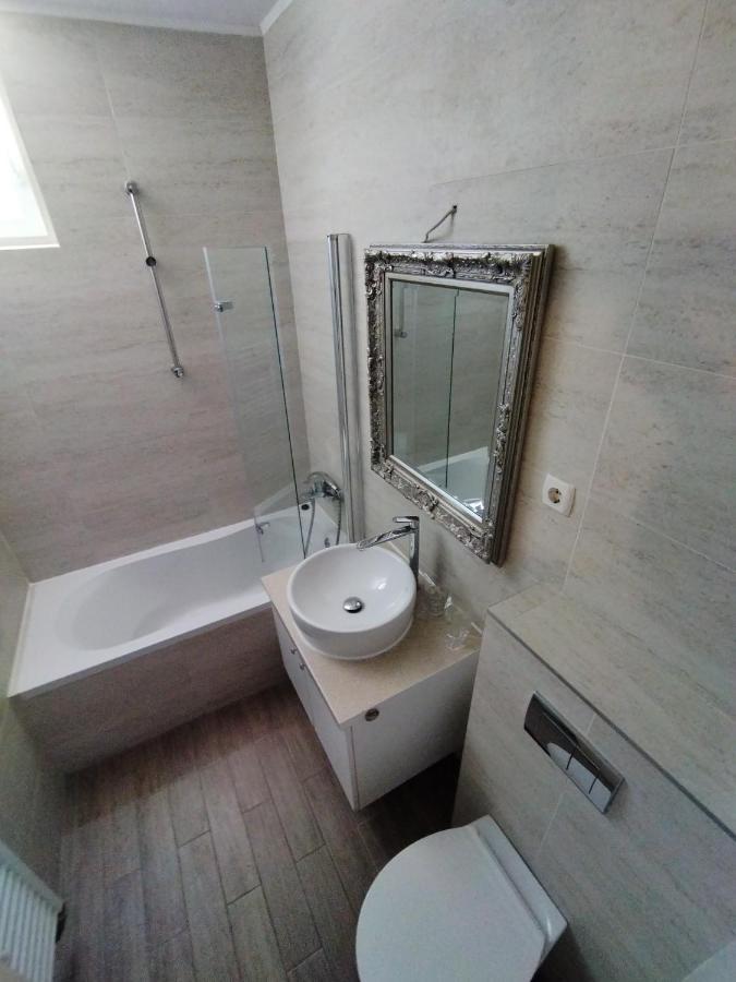 Hotel Bonaca Макарска Екстериор снимка
