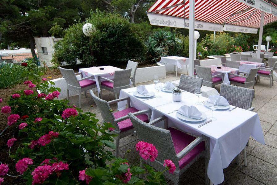 Hotel Bonaca Макарска Екстериор снимка
